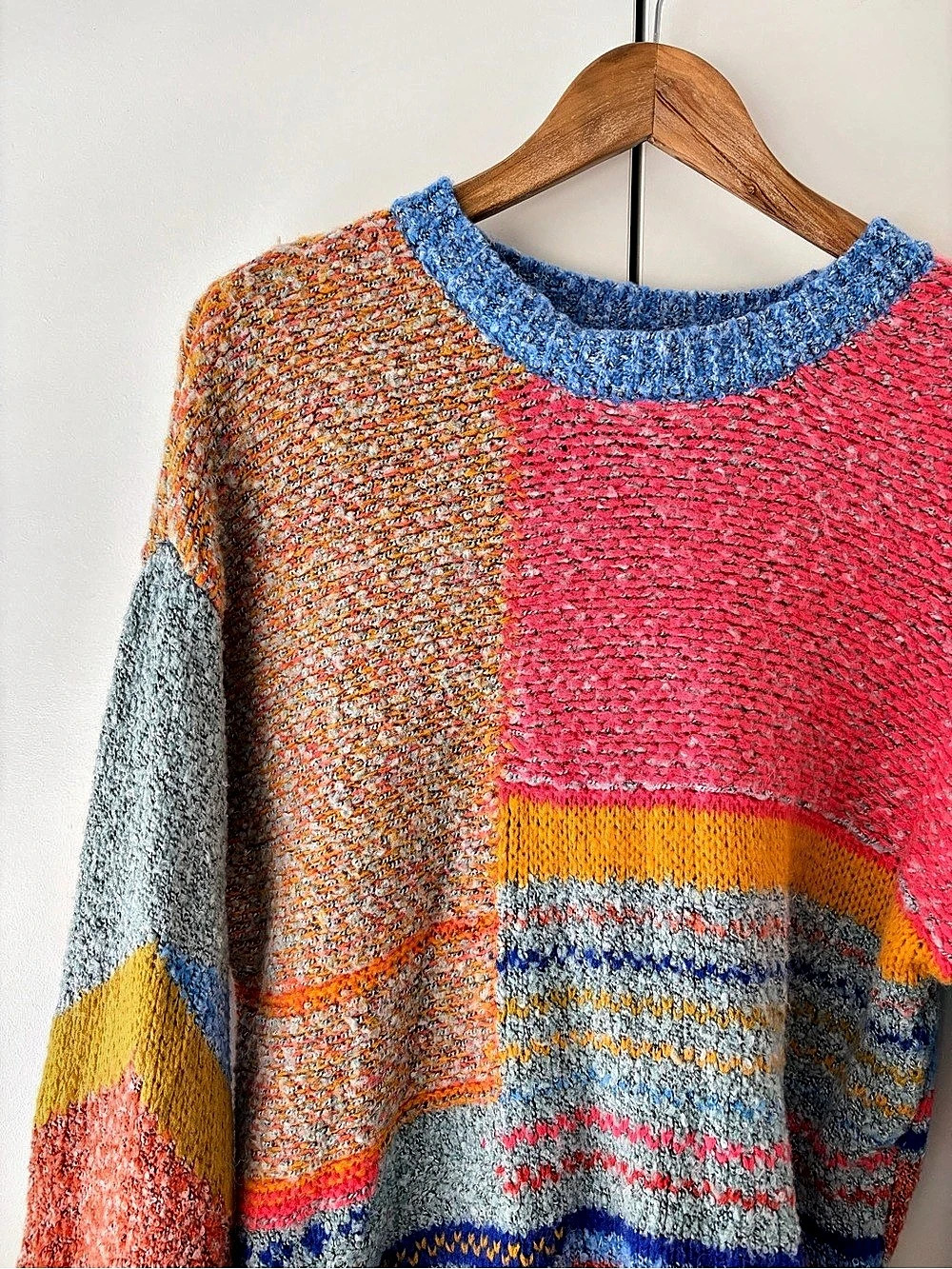 Absolutely Color Block Crewneck Sweater in Pink & Blue - Picture 4 of 7